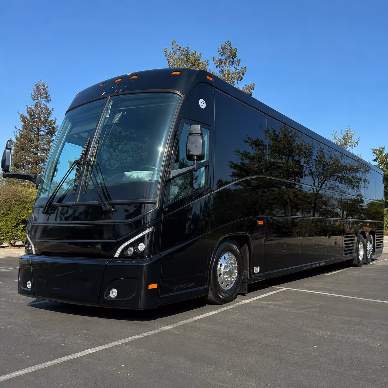 oakland international airport bus rentals from the peninsula