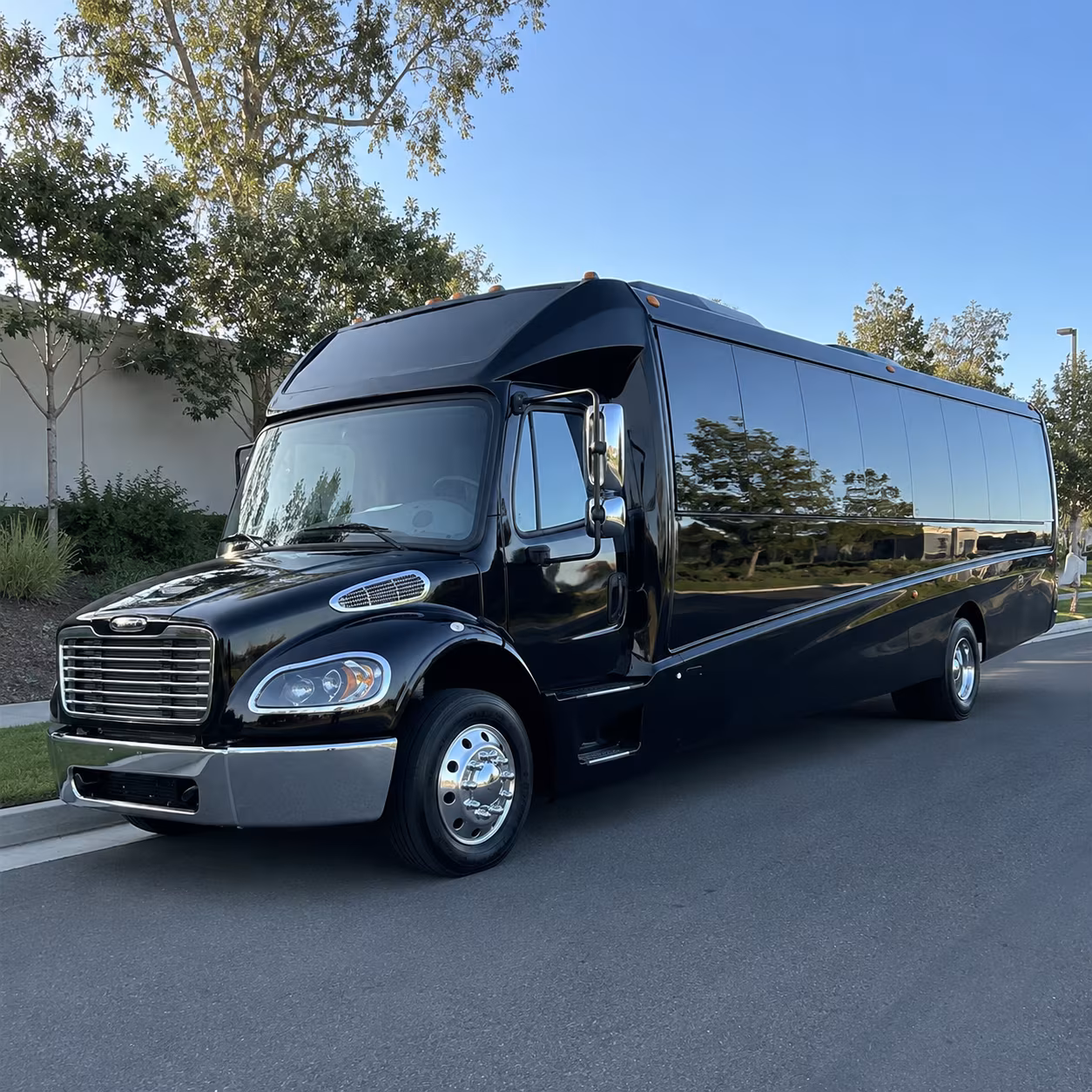 palo alto 15 passenger minibus