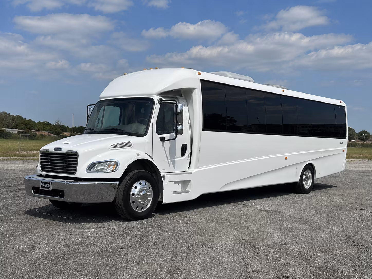 palo alto 50 passenger party bus