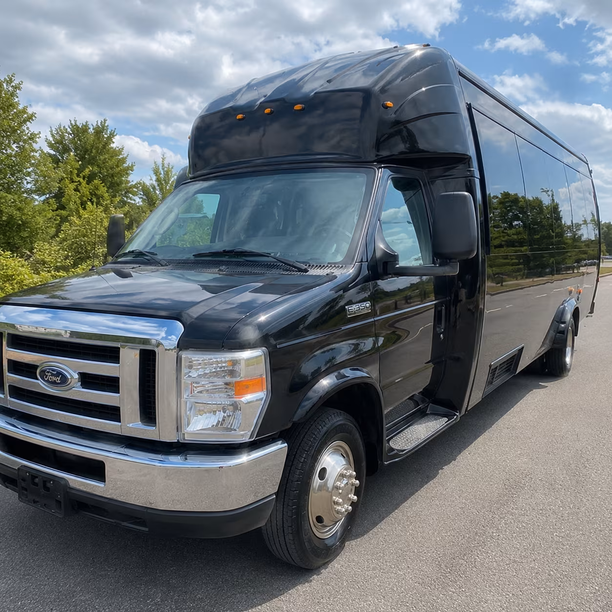 party buses for palo alto bachelorette and bachelor weekends