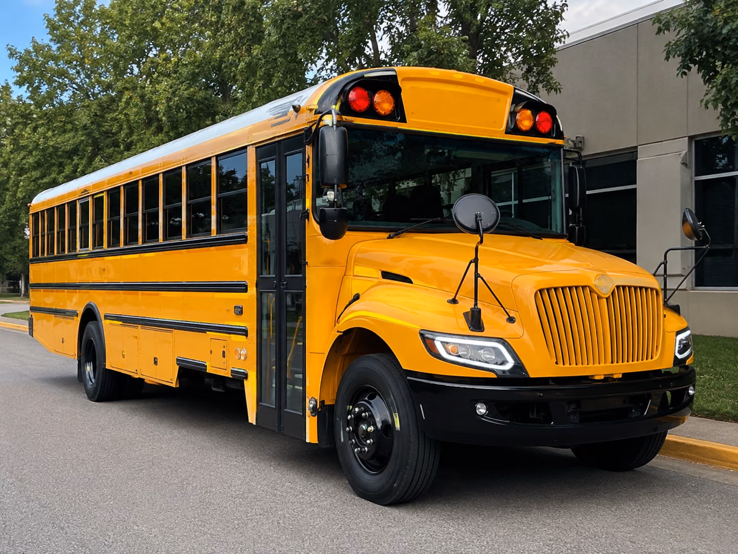 school bus rentals for east bay and oakland field trips