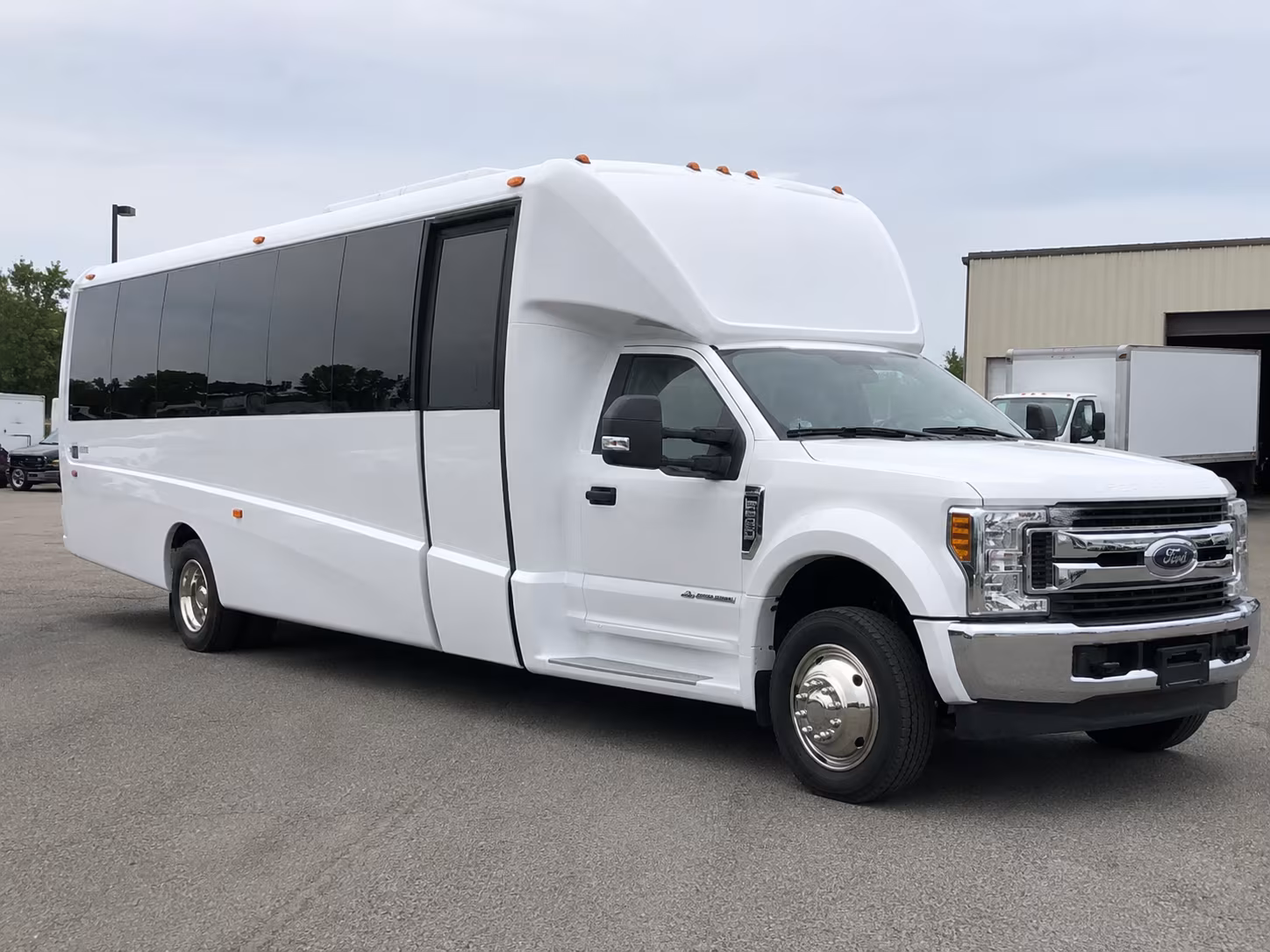 wedding and special event buses across the peninsula